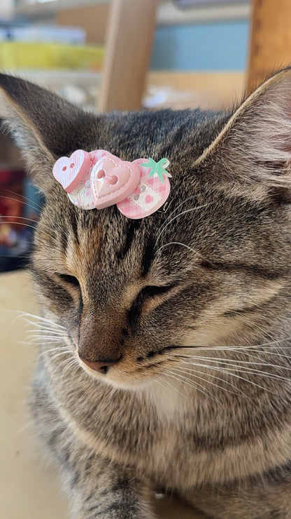 Buttons r cute? : Hair clip